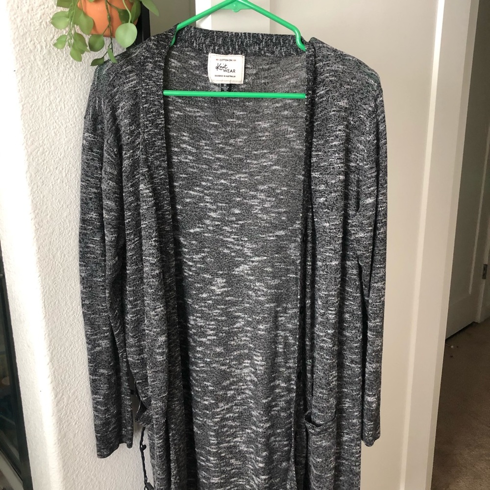 Long gray/white cardigan. M
